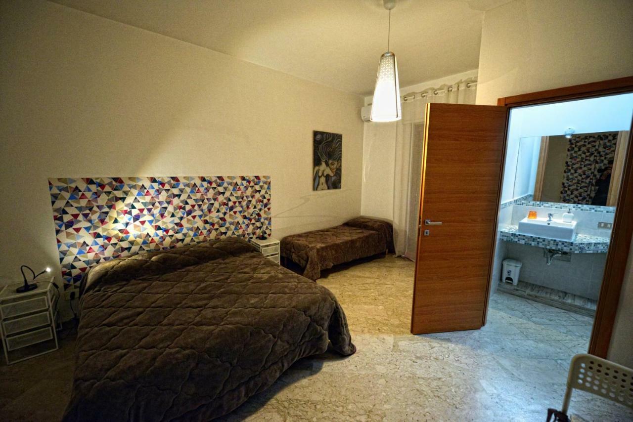 Aback Policlinico Hotel Bari Bagian luar foto