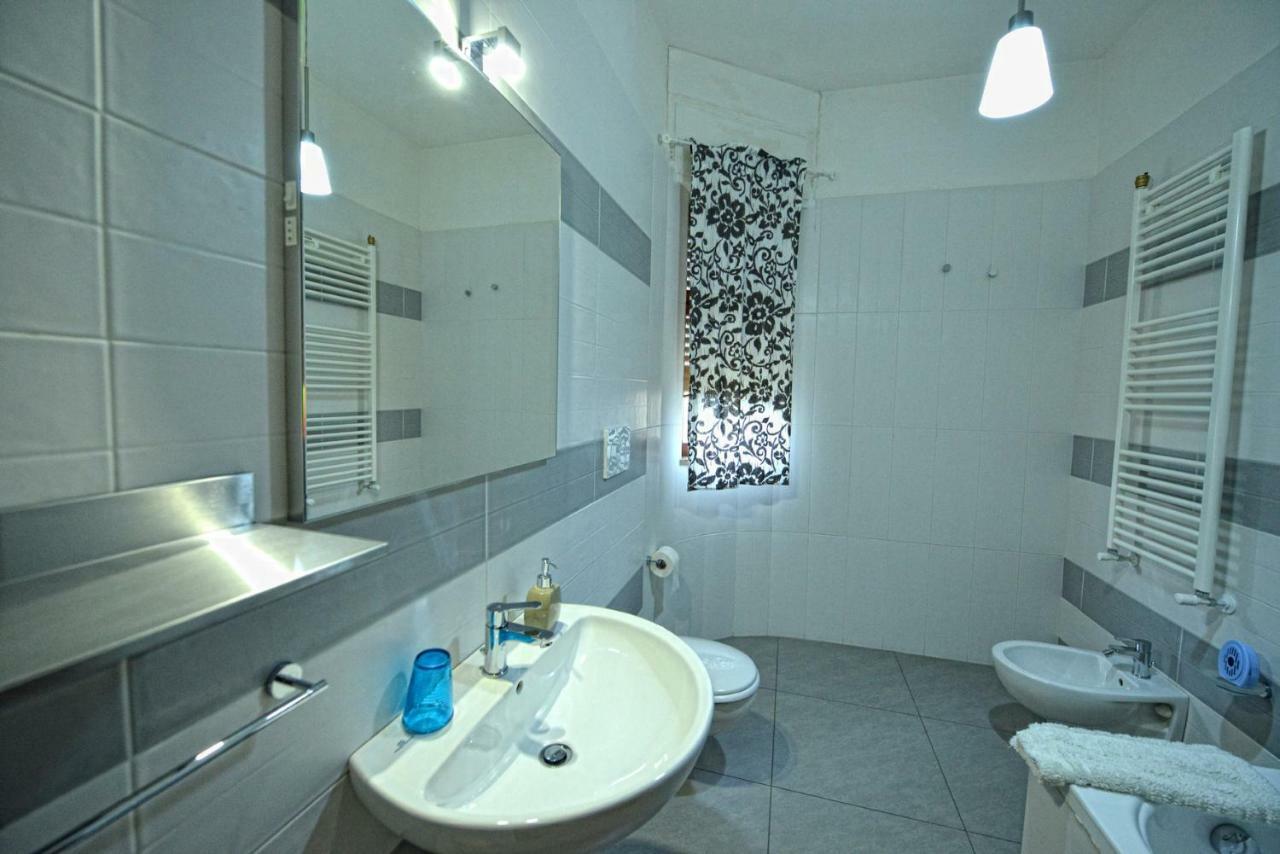 Aback Policlinico Hotel Bari Bagian luar foto